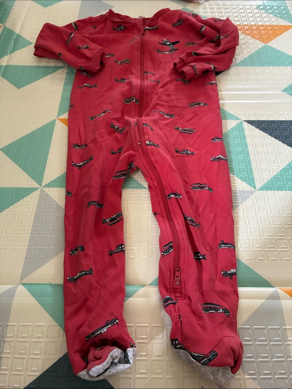 20/25$ 🧸 Red Kids One-Piece Zippered Footed Pajamas